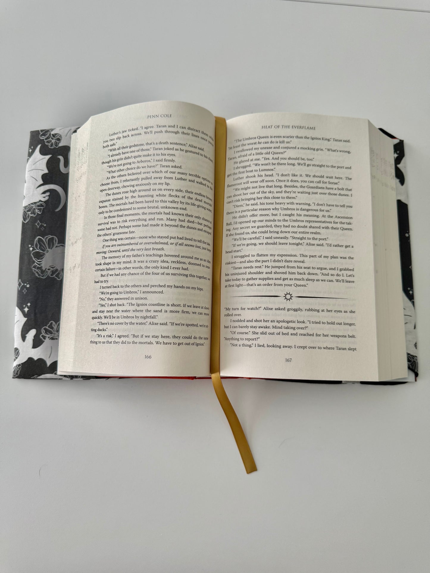 Dragon Adjustable Bookcover