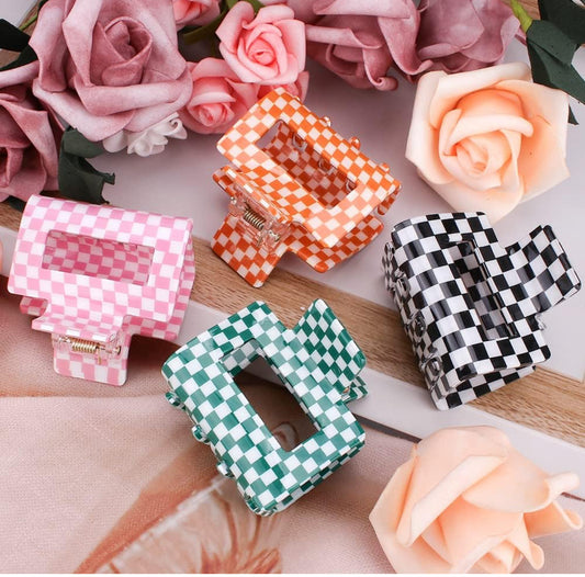 Checkered Mini Claw