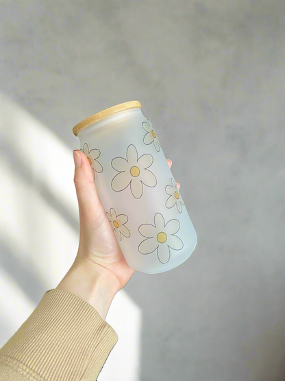 Neutral Daisy Cup