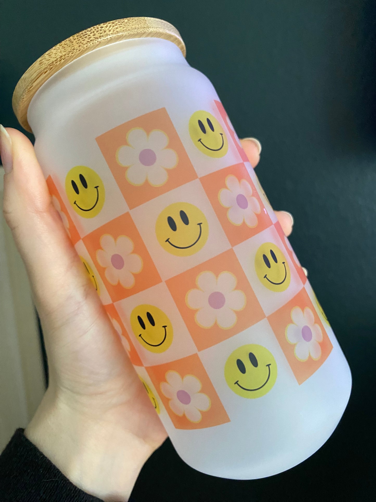 Retro Smiley Daisy Cup