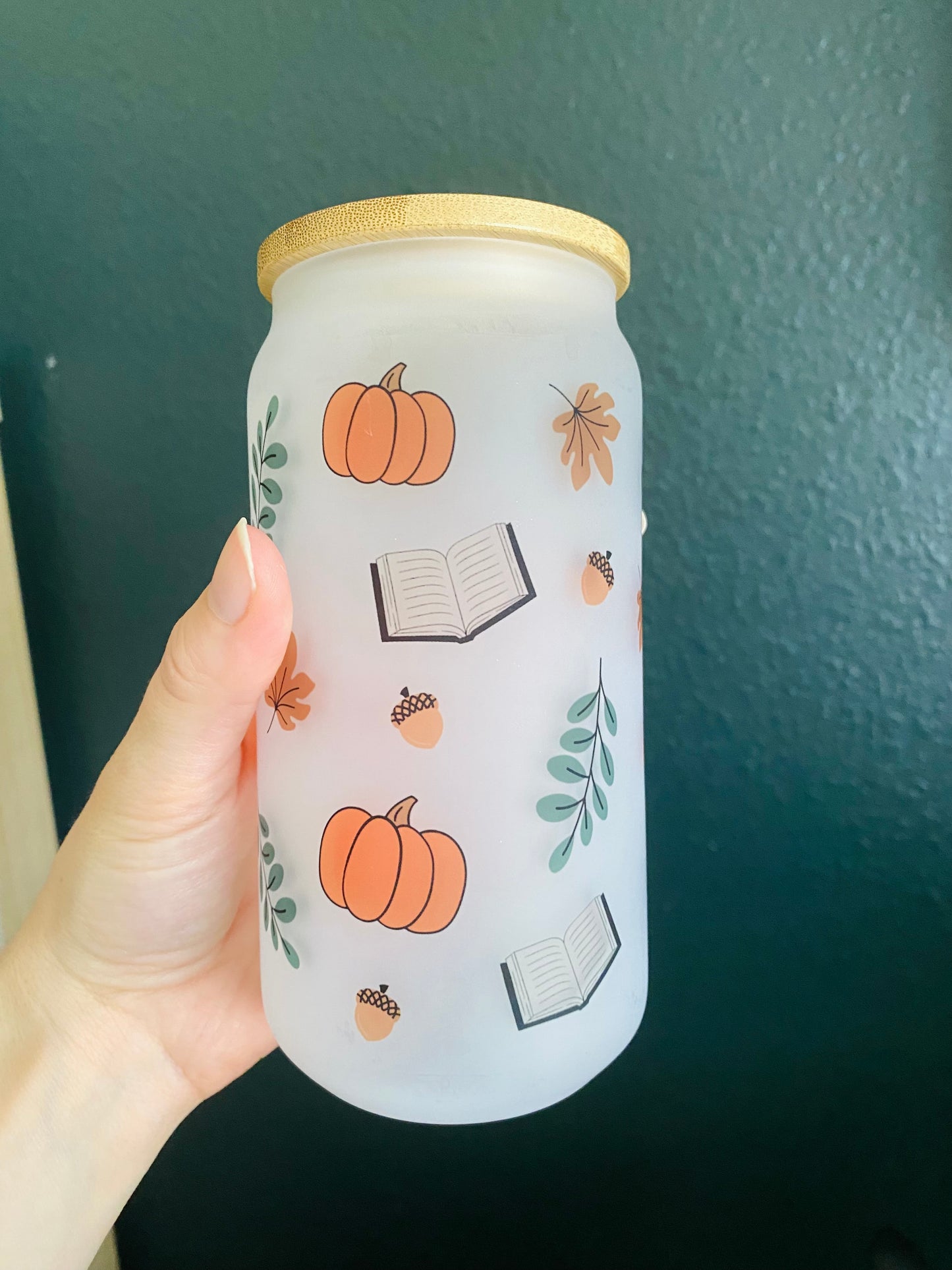 Fall-into a Book Cup